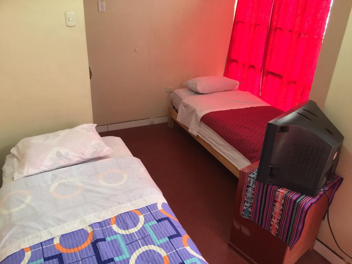 El Viajero Aeropuerto Hotel Lima Bagian luar foto