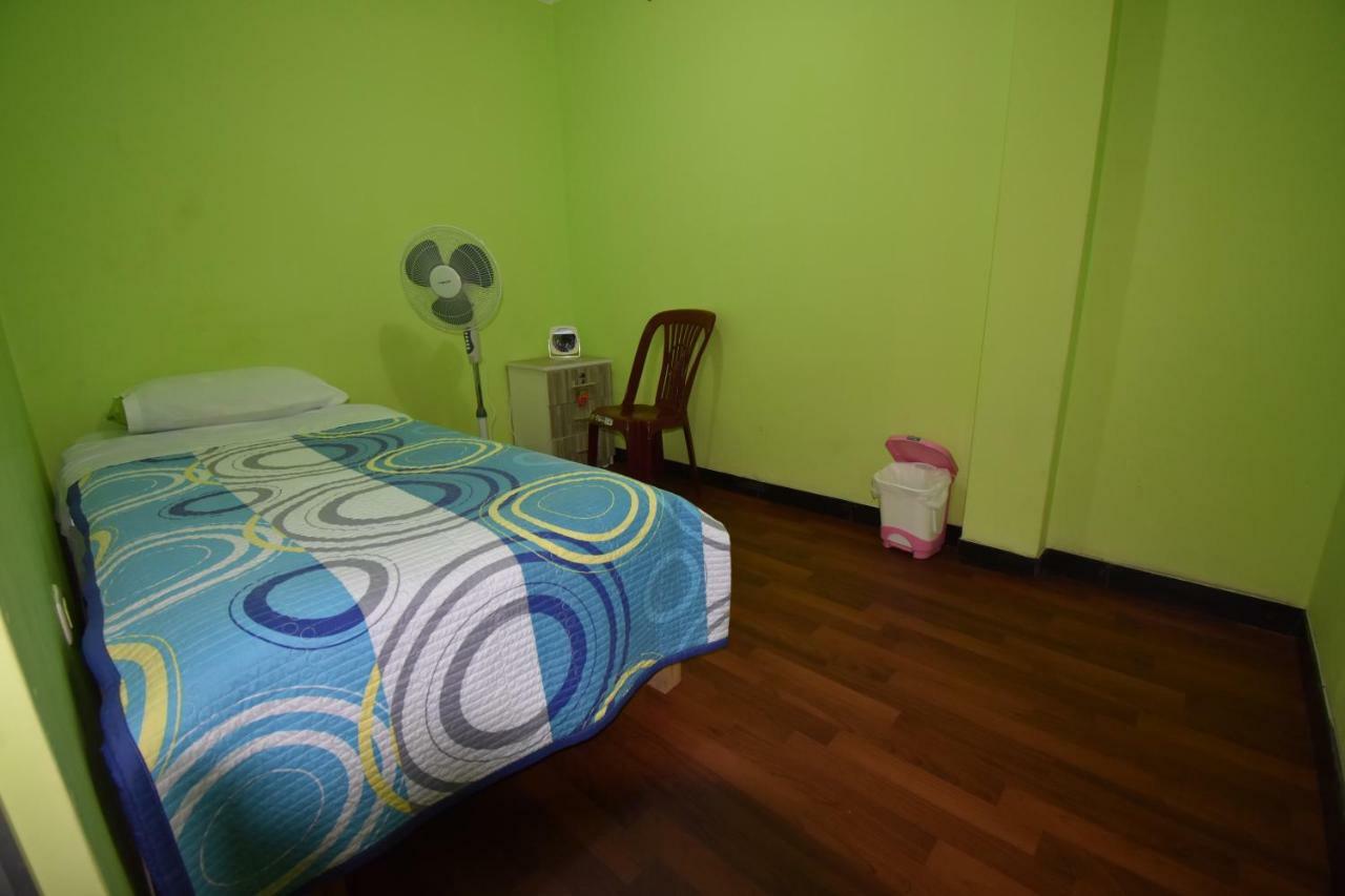 El Viajero Aeropuerto Hotel Lima Bagian luar foto